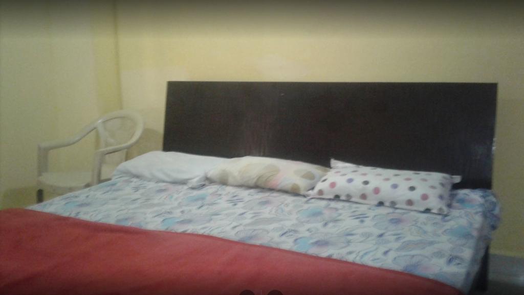 Mahakal Sagar Guest House Ujjain Ngoại thất bức ảnh