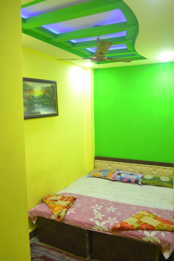Mahakal Sagar Guest House Ujjain Ngoại thất bức ảnh